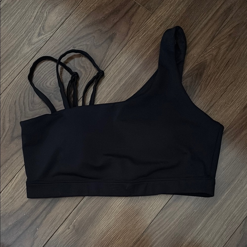 Black One-Shoulder Sports Bra